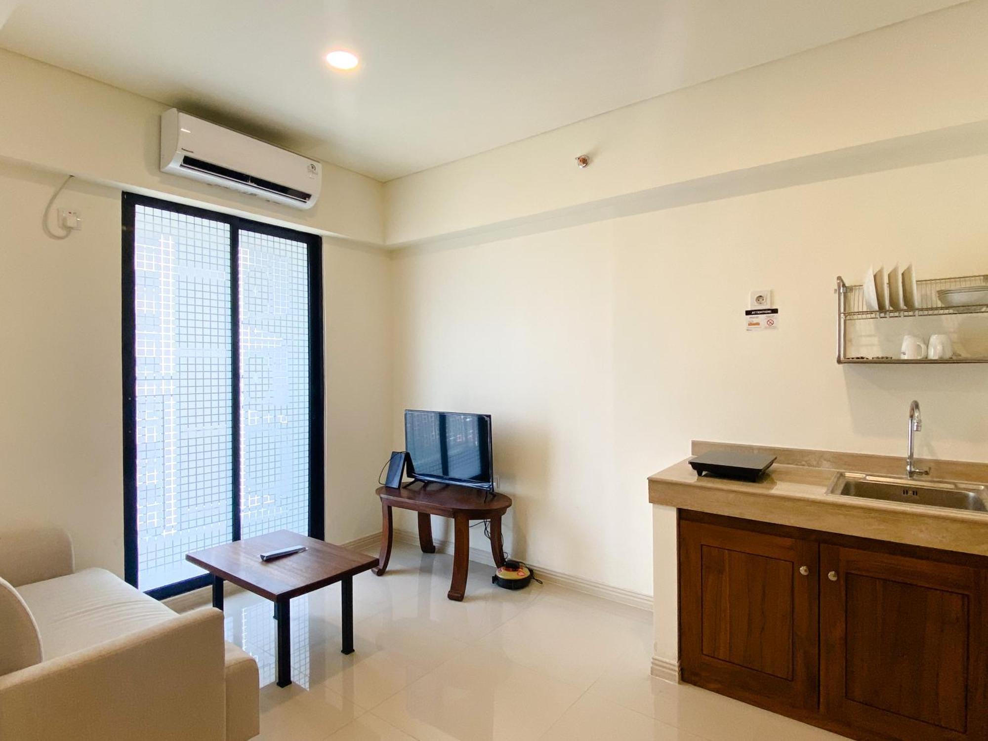 Cozy Living And Modern Look 2Br At Meikarta Apartment By Travelio Cikarang Exterior foto